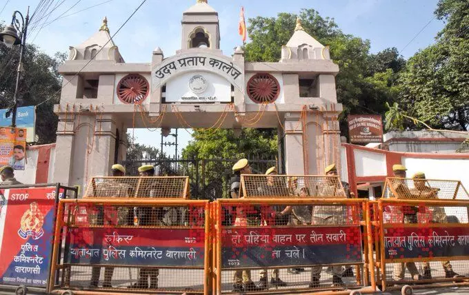 ಕಾಶಿ ಕಾಲೇಜು ಆವರಣದ ಮಸೀದಿಗೆ ಎರಡು ಬೀಗಮುದ್ರೆ