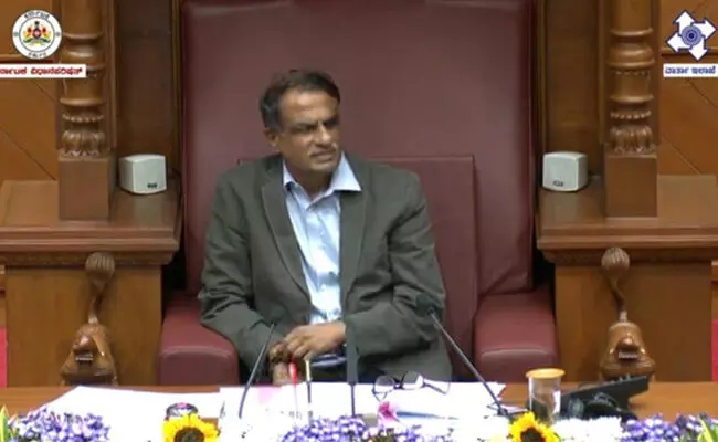 ಸಭಾಪತಿಗಳಾಗಿ ಕಲಾಪ ನಡೆಸಿ ಸೈ ಅನ್ನಿಸಿಕೊಂಡ ಶಾಸಕ ಮಂಜುನಾಥ ಭಂಡಾರಿ!