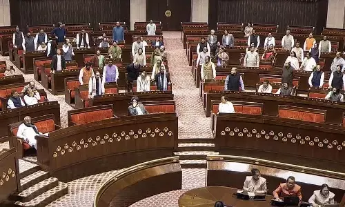 ಧನಕರ್-ಖರ್ಗೆ ನಡುವೆ ಮಾತಿನ ಚಕಮಕಿ : ರಾಜ್ಯಸಭಾ ಕಲಾಪ ಸೋಮವಾರಕ್ಕೆ ಮುಂದೂಡಿಕೆ