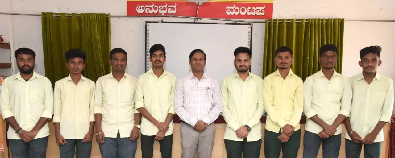 ಕಲಬುರಗಿ: ಇಸ್ರೋದಲ್ಲಿ ಇಂಟರ್ನ್ ಶಿಪ್ ಗೆ ಶರಣಬಸವ ವಿವಿಯ ಎಂಟು ವಿದ್ಯಾರ್ಥಿಗಳು ಆಯ್ಕೆ