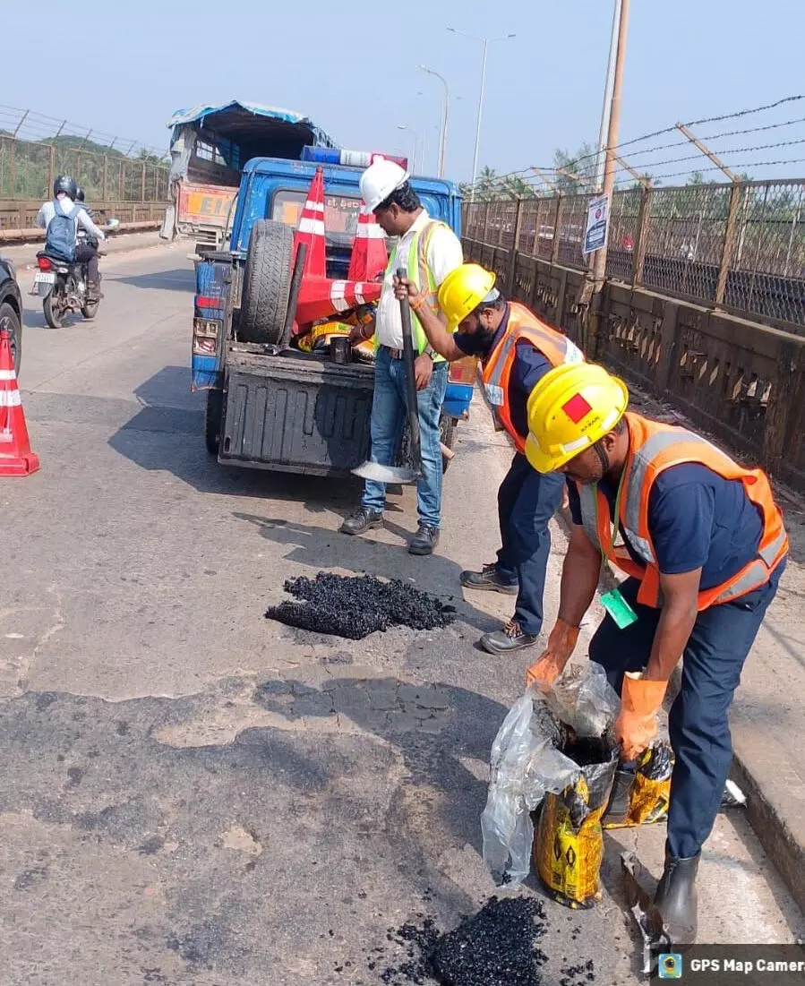 ಸ್ಪೀಕರ್ ಸೂಚನೆ: ನೇತ್ರಾವತಿ ಸೇತುವೆಯ ಗುಂಡಿಗಳಿಗೆ ಕಾಯಕಲ್ಪ ಸ್ಪೀಕರ್ ಸೂಚನೆ: ನೇತ್ರಾವತಿ ಸೇತುವೆಯ ಗುಂಡಿಗಳಿಗೆ ಕಾಯಕಲ್ಪ