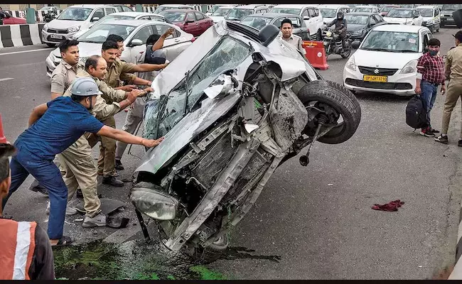 ರಸ್ತೆ ದುರಂತಗಳಲ್ಲಿ ಕಳವಳಕಾರಿ ಹೆಚ್ಚಳ | ದೇಶದಲ್ಲಿ 5 ವರ್ಷಗಳಲ್ಲಿ 7.77 ಲಕ್ಷ ರಸ್ತೆ ಅವಘಡಗಳು