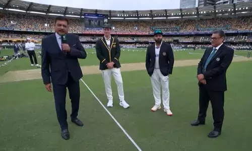 ಆಸ್ಟ್ರೇಲಿಯಾ ವಿರುದ್ಧದ ಟೆಸ್ಟ್: ಟಾಸ್ ಗೆದ್ದು ಫೀಲ್ಡಿಂಗ್ ಆಯ್ಕೆ ಮಾಡಿಕೊಂಡ ಭಾರತ