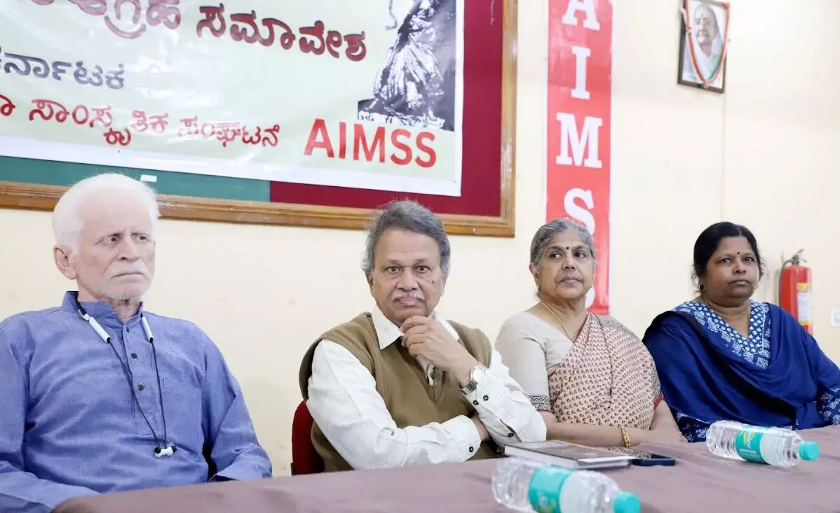 ಶಿಕ್ಷಣ, ಆರೋಗ್ಯ ಗ್ಯಾರಂಟಿ ಪಟ್ಟಿಗೆ ಸೇರಿಸಿ : ಪ್ರೊ.ಬರಗೂರು ರಾಮಚಂದ್ರಪ್ಪ