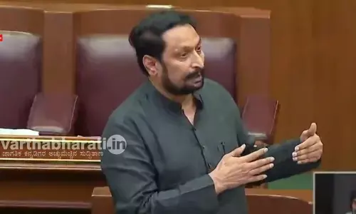 ಬೆಳಗಾವಿಯನ್ನು ಕೇಂದ್ರಾಡಳಿತ ಪ್ರದೇಶ ಮಾಡಬೇಕೆನ್ನುವವರು ಮತಿಹೀನರು : ಲಕ್ಷ್ಮಣ ಸವದಿ