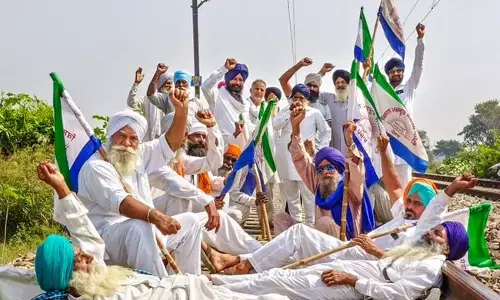 ಪಂಜಾಬ್ ರೈತರಿಂದ ರೈಲ್ ರೋಖೋ | ರೈಲು ಸಂಚಾರ ಅಸ್ತವ್ಯಸ್ತ