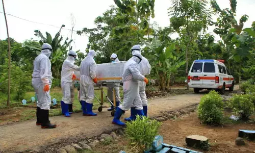 ‘ಸತ್ತಾಗ ಸರಿಯಾಗಿ ಮುಖ ನೋಡಲು ಬಿಡಲಿಲ್ಲ, ಅವರ ಜೊತೆ ನನ್ನ ಜೀವವೂ ಹೋಗಬೇಕಿತ್ತು’