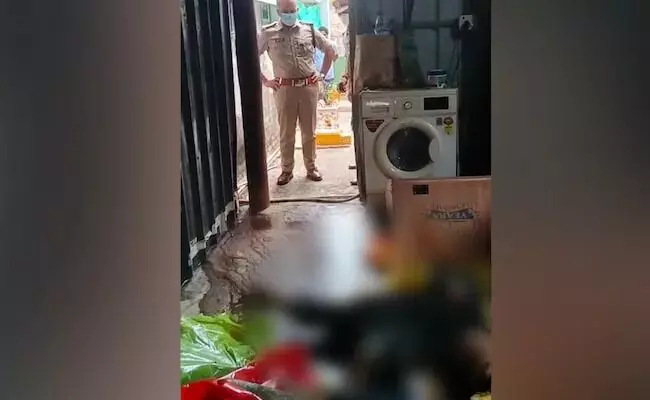 ಆಂಧ್ರಪ್ರದೇಶ | ಮನೆ ಬಾಗಿಲಿಗೆ ಪಾರ್ಸೆಲ್ ಬಂದ ಅಪರಿಚಿತ ವ್ಯಕ್ತಿಯ ಮೃತದೇಹ!