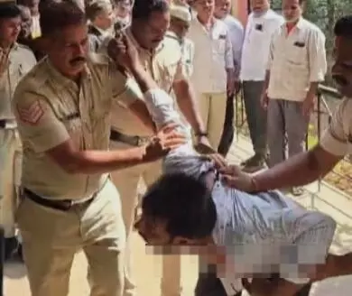 ವಿಜಯಪುರ: ನ್ಯಾಯಾಲಯದ ಆವರಣದಲ್ಲೇ ಆತ್ಮಹತ್ಯೆಗೆ ಯತ್ನಿಸಿದ ಆರೋಪಿ