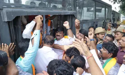 ಬೆಂಗಳೂರು: ಸಿ.ಟಿ.ರವಿ ಬಂಧನ ಖಂಡಿಸಿ ಬಿಜೆಪಿ ಪ್ರತಿಭಟನೆ