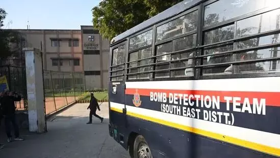 Photo of bomb detection team bus