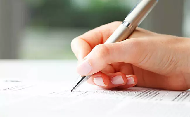 2024ನೇ ಸಾಲಿನಲ್ಲಿ ಸಲ್ಲಿಕೆಯಾಗಿರುವ 7 ಕೋಟಿ ಉದ್ಯೋಗ ಅರ್ಜಿಗಳ ಪೈಕಿ 2.8 ಕೋಟಿಯಷ್ಟು ಅರ್ಜಿಗಳು ಮಹಿಳೆಯರದ್ದು : ವರದಿ 2024ನೇ ಸಾಲಿನಲ್ಲಿ ಸಲ್ಲಿಕೆಯಾಗಿರುವ 7 ಕೋಟಿ ಉದ್ಯೋಗ ಅರ್ಜಿಗಳ ಪೈಕಿ 2.8 ಕೋಟಿಯಷ್ಟು ಅರ್ಜಿಗಳು ಮಹಿಳೆಯರದ್ದು : ವರದಿ