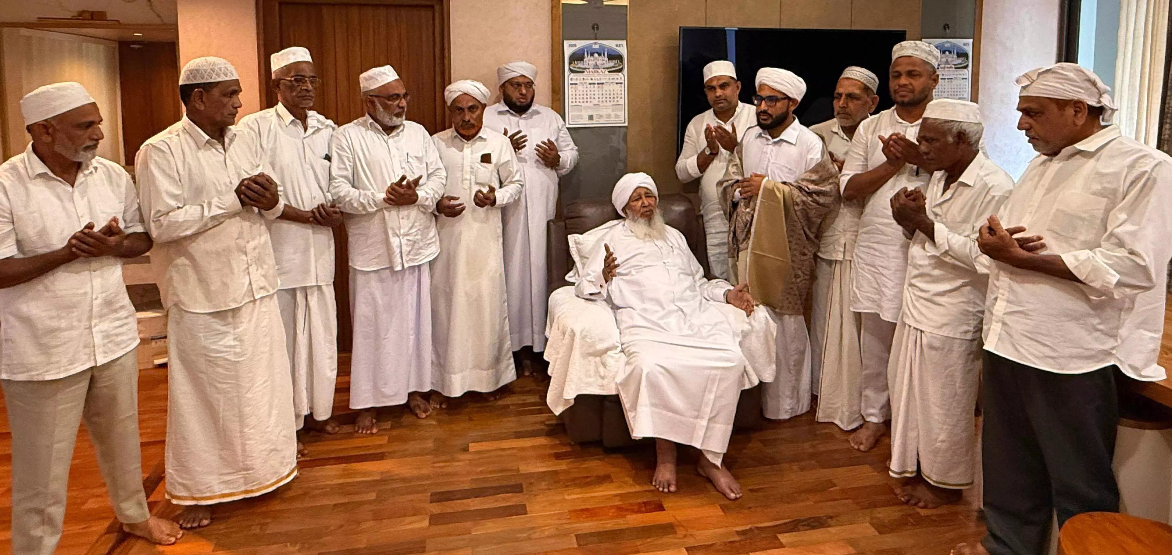 ಅಳಕೆಮಜಲು ಜಮಾಅತ್ ಖಾಝಿಯಾಗಿ ಗ್ರ್ಯಾಂಡ್ ಮುಫ್ತಿ ಸುಲ್ತಾನುಲ್ ಉಲಮಾ ಅಧಿಕಾರ ಸ್ವೀಕಾರ ಅಳಕೆಮಜಲು ಜಮಾಅತ್ ಖಾಝಿಯಾಗಿ ಗ್ರ್ಯಾಂಡ್ ಮುಫ್ತಿ ಸುಲ್ತಾನುಲ್ ಉಲಮಾ ಅಧಿಕಾರ ಸ್ವೀಕಾರ