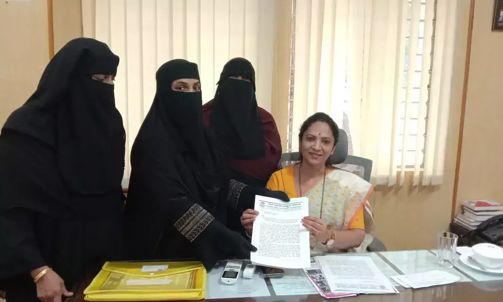 ಗರ್ಭಿಣಿ, ಅಪ್ರಾಪ್ತೆಗೆ ಹಲ್ಲೆ ಪ್ರಕರಣ: ರಾಜ್ಯ ಮಹಿಳಾ ಆಯೋಗವನ್ನು ಭೇಟಿಯಾದ ವಿಮೆನ್ ಇಂಡಿಯಾ ಮೂವ್ಮೆಂಟ್