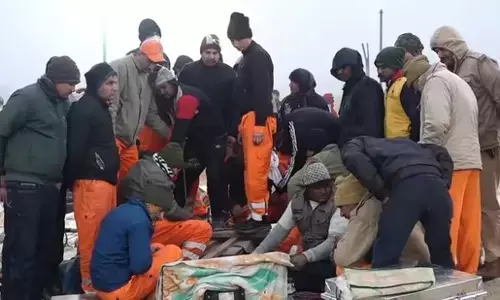 ರಾಜಸ್ಥಾನ | 700 ಅಡಿ ಆಳದ ಬೋರ್ ವೆಲ್ ಗೆ ಬಿದ್ದ 3 ವರ್ಷದ ಬಾಲಕಿ: ಮುಂದುವರಿದ ರಕ್ಷಣಾ ಕಾರ್ಯಾಚರಣೆ