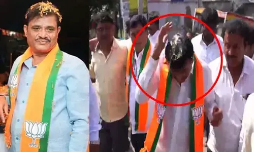 ಬೆಂಗಳೂರು: ಬಿಜೆಪಿ ಶಾಸಕ ಮುನಿರತ್ನರ ಮೇಲೆ ಮೊಟ್ಟೆ ಎಸೆತ
