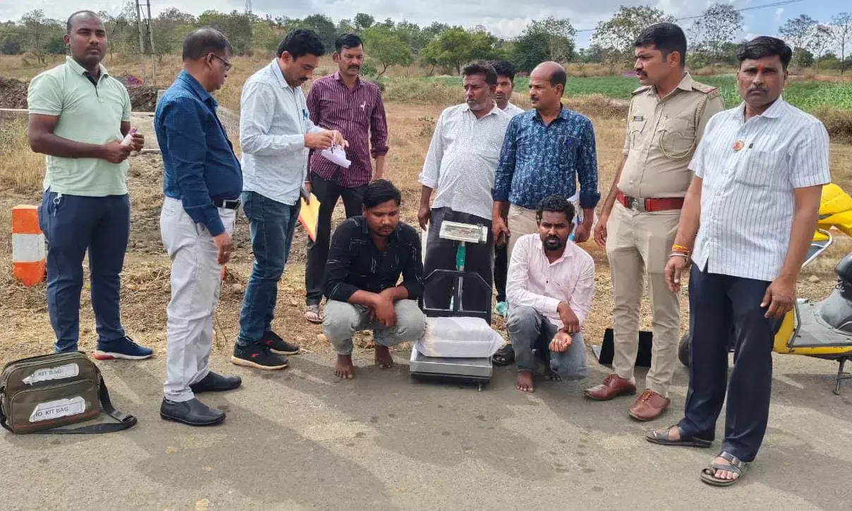 ಬೀದರ್ | ಔರಾದ್ ನಲ್ಲಿ 5 ಕೆಜಿ ಗಾಂಜಾ ಜಪ್ತಿ; ಇಬ್ಬರ ಬಂಧನ