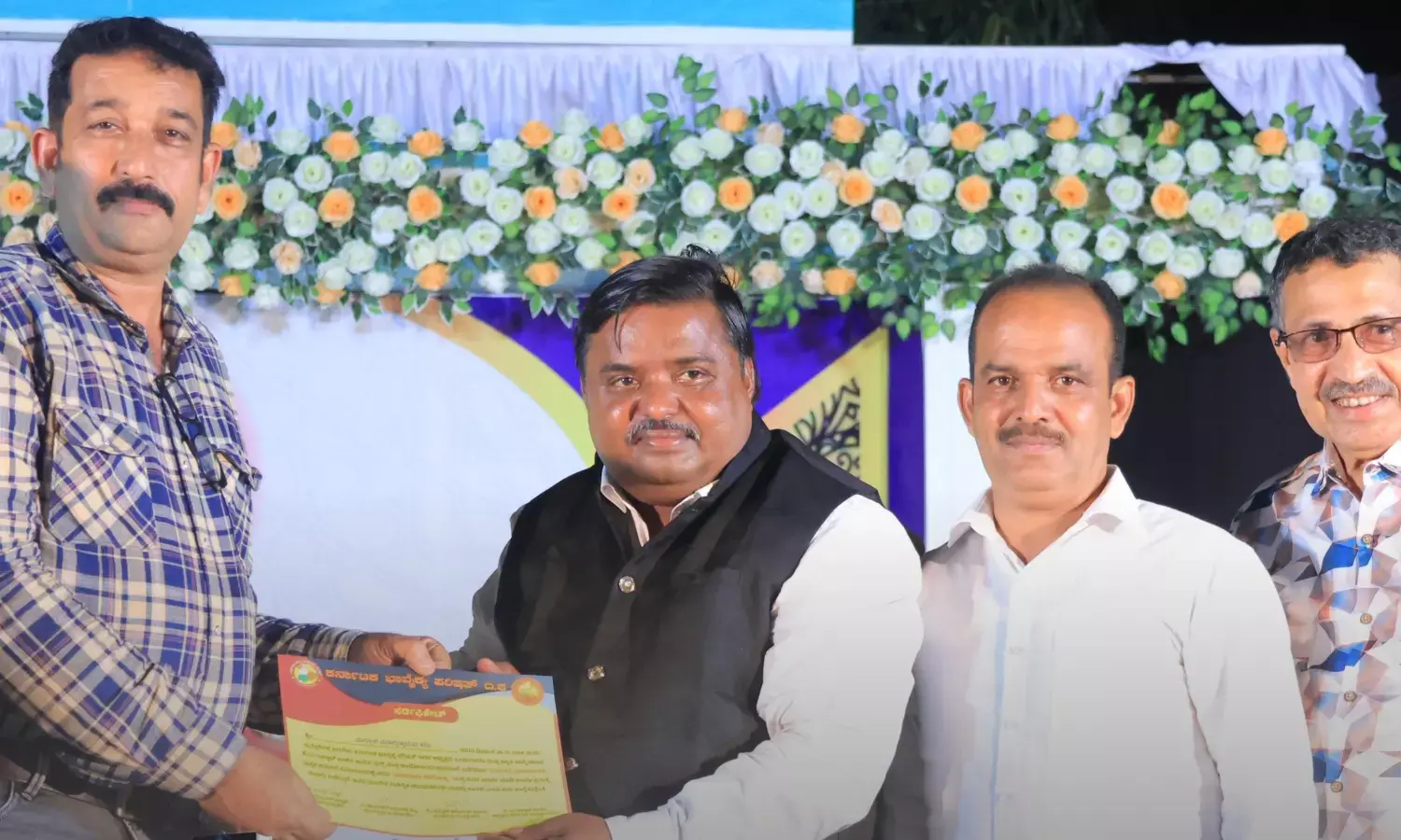 ಕವಿಗಳು ದೇಶದ ಕಾವಲುಗಾರರು: ಭೀಮರಾವ್ ವಾಷ್ಠರ್