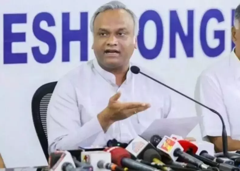 Photo of Priyank Kharge Photo of Priyank Kharge