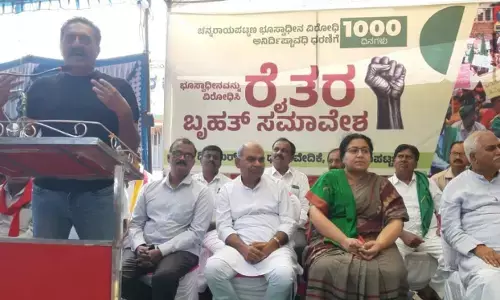 ಎಲ್ಲ ಸರಕಾರಗಳು ರೈತ ವಿರೋಧಿ, ಜನ ವಿರೋಧಿಯಾಗಿಯೇ ನಡೆದುಕೊಳ್ಳುತ್ತಿವೆ : ಪ್ರಕಾಶ್ ರಾಜ್ ಆಕ್ರೋಶ