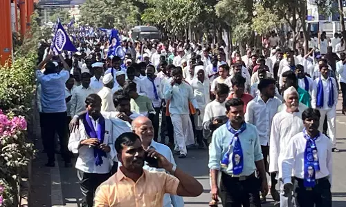 ಅಮಿತ್ ಶಾ ರಾಜೀನಾಮೆಗೆ ಒತ್ತಾಯಿಸಿ ಕರೆ ನೀಡಿದ್ದ ವಿಜಯಪುರ ಬಂದ್‌ಗೆ ಉತ್ತಮ ಪ್ರತಿಕ್ರಿಯೆ