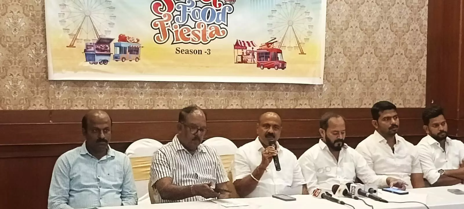 ಜ. 18 ರಿಂದ ಮೂರನೇ ಆವೃತ್ತಿ ಯ ಮಂಗಳೂರು ಸ್ಟ್ರೀಟ್ ಫುಡ್ ಫಿಯೆಸ್ಟ ಜ. 18 ರಿಂದ ಮೂರನೇ ಆವೃತ್ತಿ ಯ ಮಂಗಳೂರು ಸ್ಟ್ರೀಟ್ ಫುಡ್ ಫಿಯೆಸ್ಟ