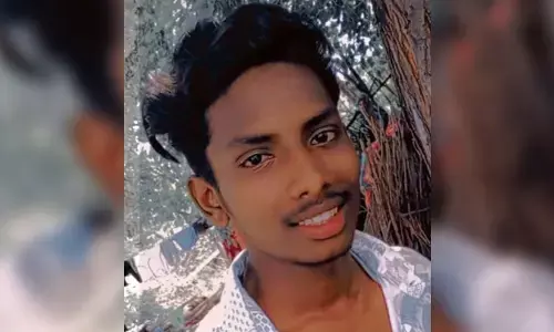 ಬೀದರ್: ಬೈಕ್ ಗೆ ಟ್ರ್ಯಾಕ್ಟರ್ ಢಿಕ್ಕಿ; ಯುವಕ ಮೃತ್ಯು