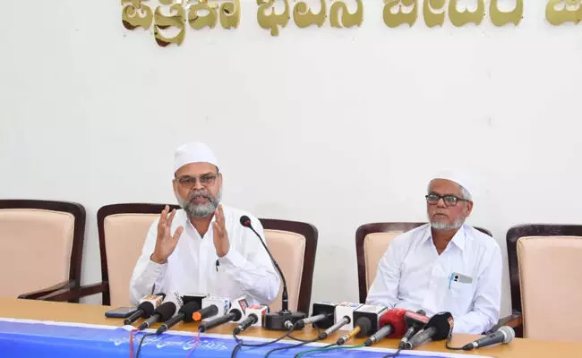 Photo of Press meet Photo of Press meet