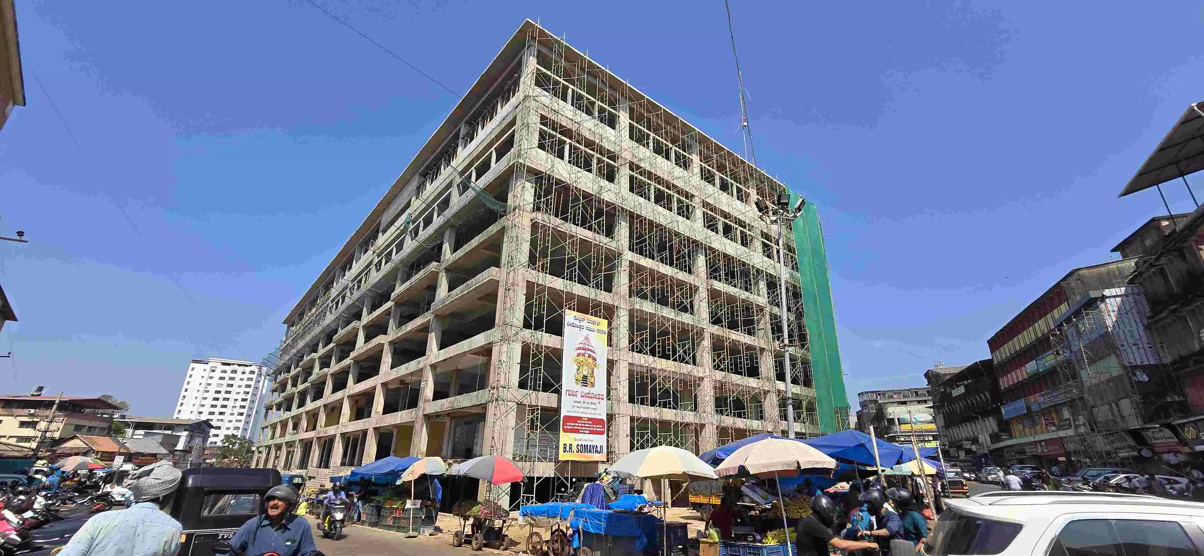 ಸೆಂಟ್ರಲ್ ಮಾರುಕಟ್ಟೆ ಕಾಮಗಾರಿ ಶೇ. 80 ಪೂರ್ಣ; ಮೇಯರ್ ಮನೋಜ್ ಕುಮಾರ್ ಪರಿಶೀಲನೆ ಸೆಂಟ್ರಲ್ ಮಾರುಕಟ್ಟೆ ಕಾಮಗಾರಿ ಶೇ. 80 ಪೂರ್ಣ; ಮೇಯರ್ ಮನೋಜ್ ಕುಮಾರ್ ಪರಿಶೀಲನೆ