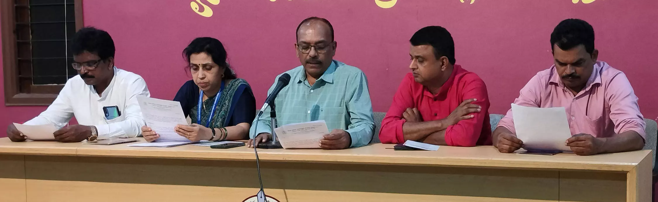 ಸವಿತಾ ಸಮಾಜ ವಿವಿಧೋದ್ದೇಶ ಸೌಹಾರ್ದ ಸಹಕಾರಿಯಿಂದ ರಕ್ತ ಪರೀಕ್ಷಾ ಕೇಂದ್ರ, ಟಿಶ್ಯೂಪೇಪರ್ ಕೈಗಾರಿಕಾ ಘಟಕ ಪ್ರಾರಂಭ ಸವಿತಾ ಸಮಾಜ ವಿವಿಧೋದ್ದೇಶ ಸೌಹಾರ್ದ ಸಹಕಾರಿಯಿಂದ ರಕ್ತ ಪರೀಕ್ಷಾ ಕೇಂದ್ರ, ಟಿಶ್ಯೂಪೇಪರ್ ಕೈಗಾರಿಕಾ ಘಟಕ ಪ್ರಾರಂಭ