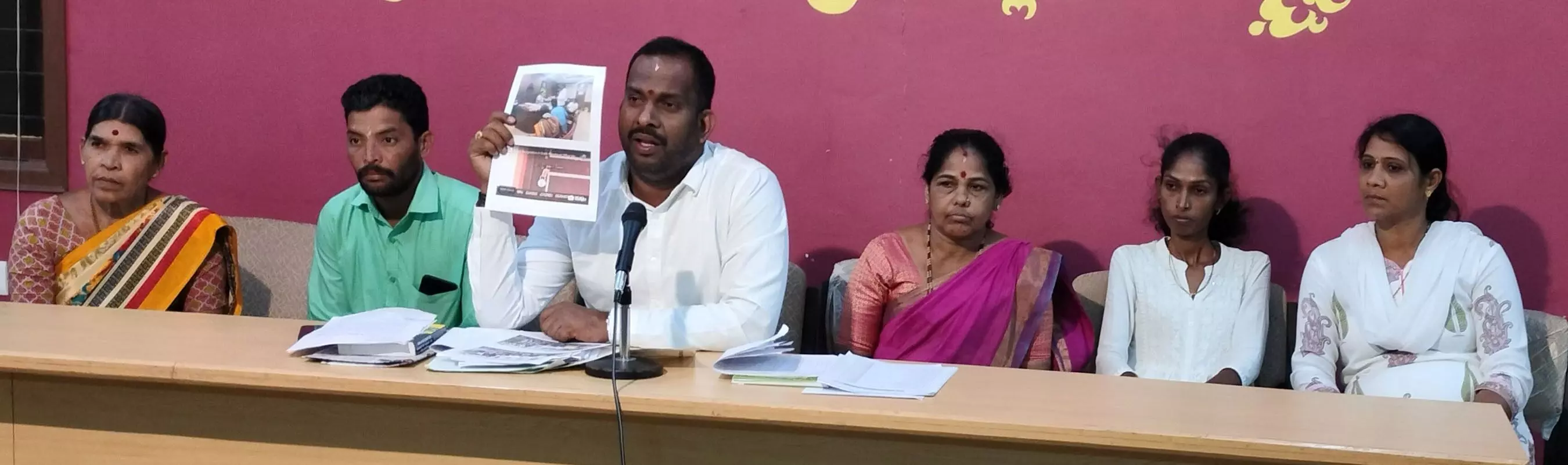 ಹಗರಣಗಳ ತನಿಖೆಯ ಹಾದಿ ತಪ್ಪಿಸಲು ಭ್ರಷ್ಟರ, ಸಿಬ್ಬಂದಿಗಳ ಪ್ರಯತ್ನ: ಗ್ರಾಪಂ ಸದಸ್ಯರ ಆರೋಪ