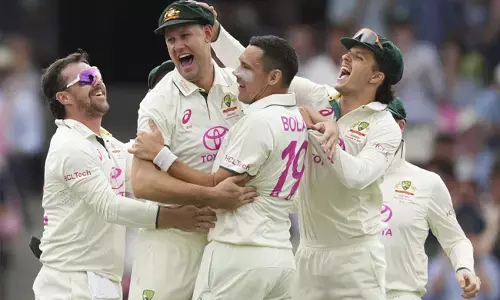 Photo of Australian cricket team members