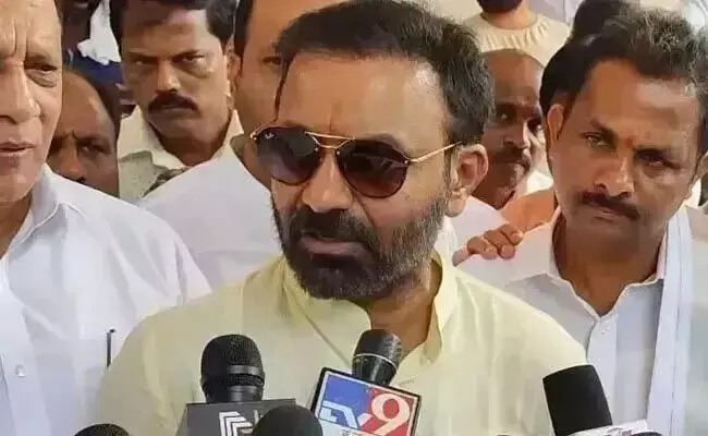 ಅನರ್ಹರು ಕಾರ್ಮಿಕ ಕಾರ್ಡ್‍ಗಳನ್ನು ಸ್ವಯಂಪ್ರೇರಿತರಾಗಿ ಹಿಂದಿರುಗಿಸಬೇಕು: ಸಚಿವ ಸಂತೋಷ್ ಲಾಡ್