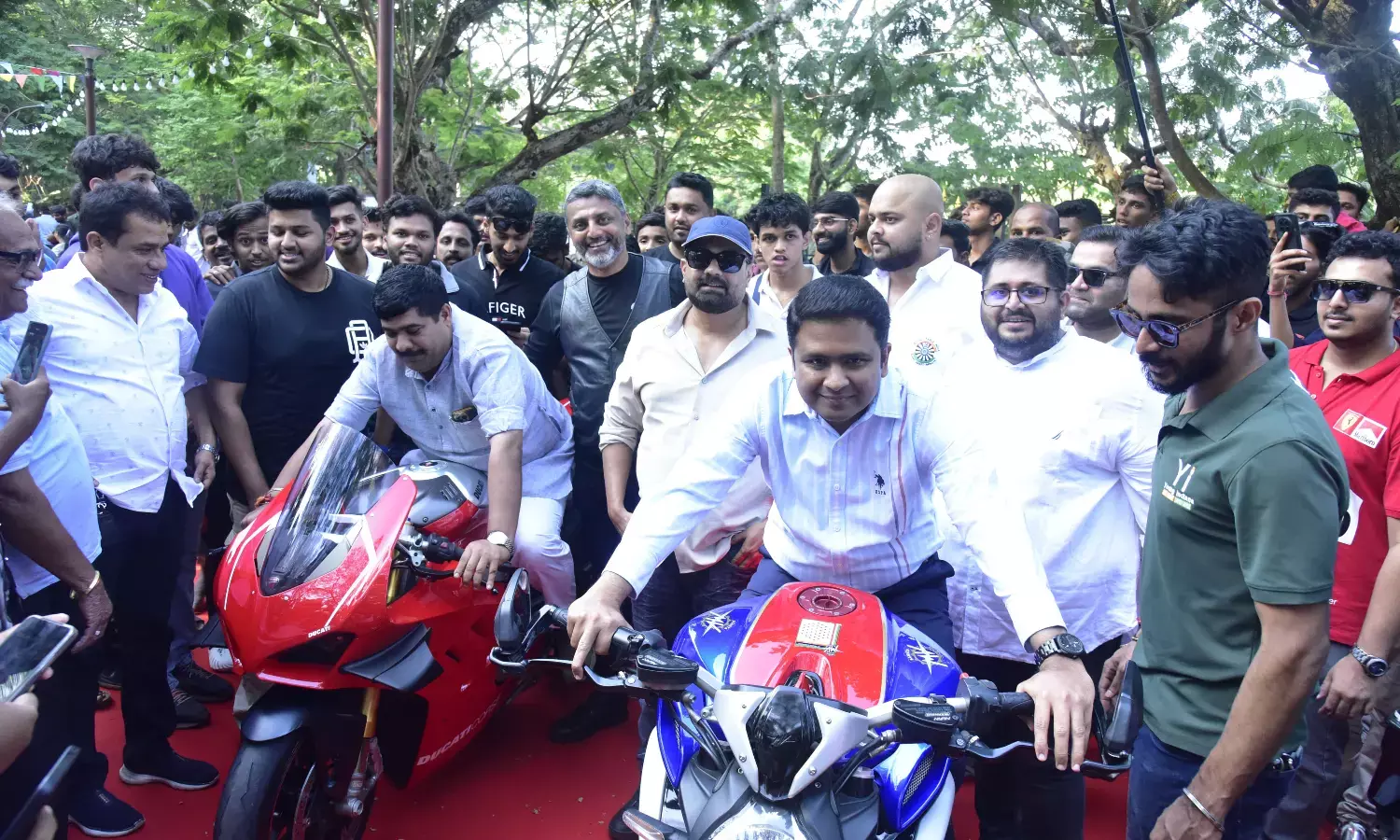 ಕರಾವಳಿ ಉತ್ಸವ ಪ್ರಯುಕ್ತ ಕದ್ರಿ ಪಾರ್ಕ್‌ನಲ್ಲಿ ಕಾರು-ಬೈಕ್‌ಗಳ ಪ್ರದರ್ಶನ