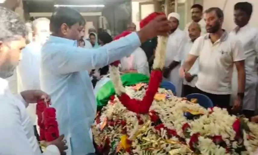 ಚಿಂತಕ, ವಿದ್ವಾಂಸ ಪ್ರೊ.ಮುಝಫರ್ ಅಸ್ಸಾದಿ ಅಂತಿಮ ದರ್ಶನ ಪಡೆದ ಗಣ್ಯರು