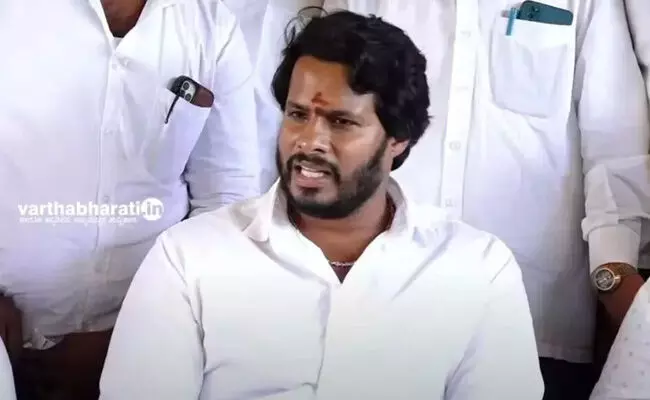 Photo of Nikhil Kumaraswamy Photo of Nikhil Kumaraswamy