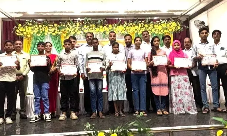 ಉಡುಪಿ: ಒಂದು ಸಾವಿರ ವಿದ್ಯಾರ್ಥಿಗಳಿಗೆ ವಿದ್ಯಾರ್ಥಿ ವೇತನ ವಿತರಣೆ