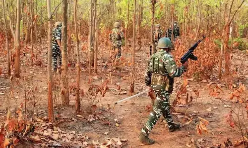 ಛತ್ತೀಸ್ ಗಢ | ಭದ್ರತಾ ಪಡೆಗಳಿಂದ ನಾಲ್ವರು ನಕ್ಸಲರ ಹತ್ಯೆ, ಪೊಲೀಸ್ ಸಿಬ್ಬಂದಿ ಮೃತ್ಯು