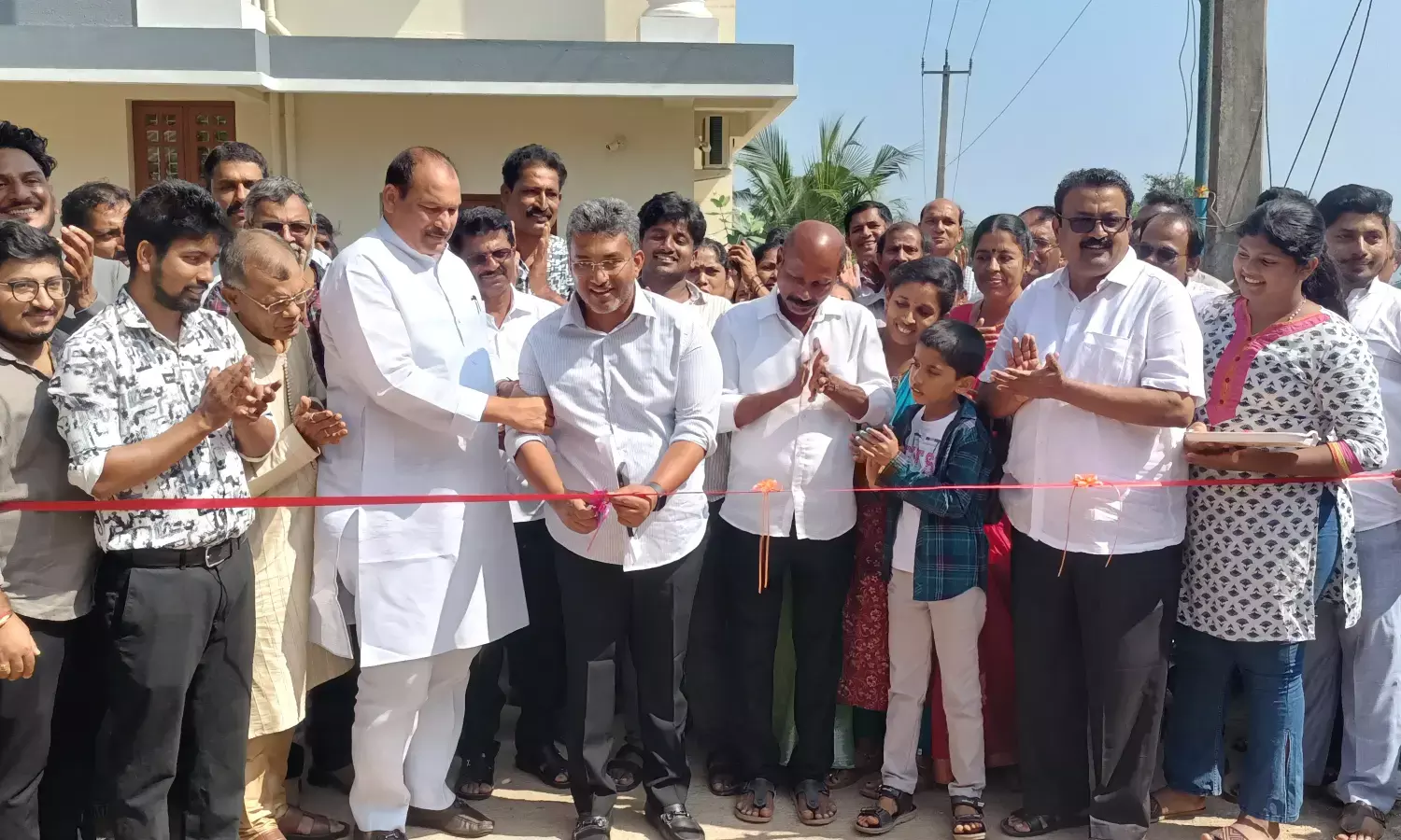 ಬೊಂಡಂತಿಲ ವಾರ್ಡ್: ನೂತನ ಕಾಂಕ್ರೀಟ್ ರಸ್ತೆ ಉದ್ಘಾಟನೆ