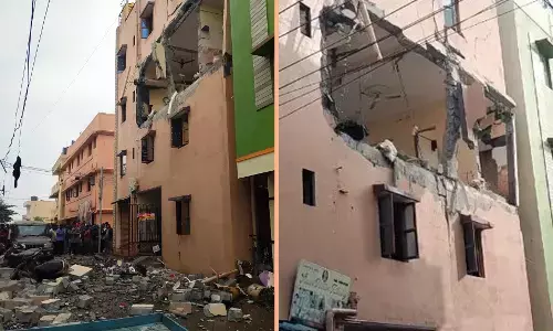 ಆನೇಕಲ್: ಗ್ಯಾಸ್ ಸಿಲಿಂಡರ್ ಸ್ಫೋಟ: ಇಬ್ಬರಿಗೆ ಗಂಭೀರ ಗಾಯ; ಮನೆಯ ಗೋಡೆ ಛಿದ್ರ