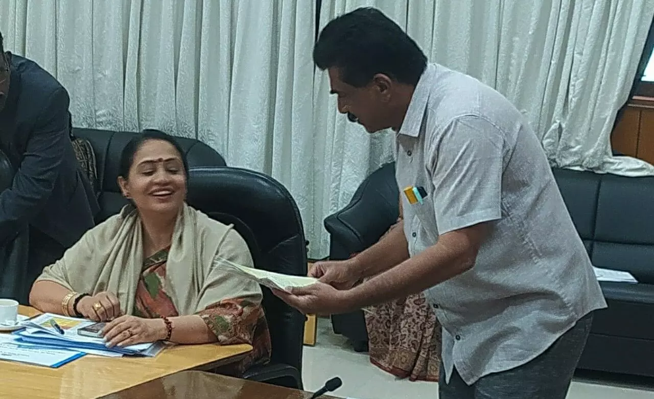 ಅರಣ್ಯ ಹಕ್ಕು ಕಾಯಿದೆಯಲ್ಲಿನ ಪುನರ್ ಪರಿಶೀಲನಾ ಪ್ರಕ್ರಿಯೆ: ಆಕ್ಷೇಪಣೆ ಪರಿಶೀಲಿಸಿ ತುರ್ತುವರದಿ ಮಂಡಿಸಲು ಮುಖ್ಯಕಾರ್ಯದರ್ಶಿ ನಿರ್ದೇಶನ