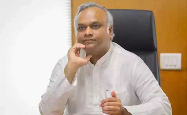 ನಿಮ್ಮವರ ನಾಚಿಕೆಗೇಡಿನ ಕೃತ್ಯಗಳ ಪ್ರಶ್ನೆಗಳಿಗೆ ಉತ್ತರಿಸುವ ನೈತಿಕತೆ ತೋರಿಸಿ : ವಿಪಕ್ಷ ನಾಯಕ ಅಶೋಕ್‍ಗೆ ಪ್ರಿಯಾಂಕ್ ಖರ್ಗೆ ಸವಾಲು