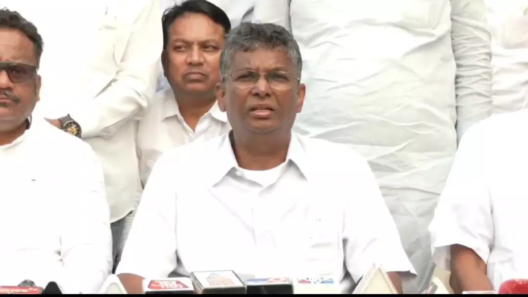 ಗುತ್ತಿಗೆದಾರರ ಬಿಲ್ ಬಾಕಿ ಉಳಿಯಲು ಕಾರಣ ಬಿಜೆಪಿಯೇ ಹೊರತು ಗ್ಯಾರಂಟಿಯಲ್ಲ : ಸತೀಶ್ ಜಾರಕಿಹೊಳಿ