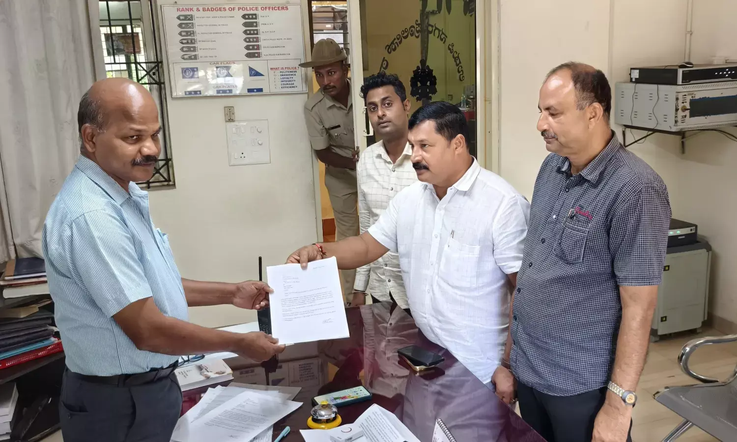 ಉಡುಪಿ: ಸುಳ್ಳು ಸುದ್ದಿ ಹರಡುತ್ತಿರುವವರ ವಿರುದ್ಧ ಕ್ರಮಕ್ಕೆ ದೂರು