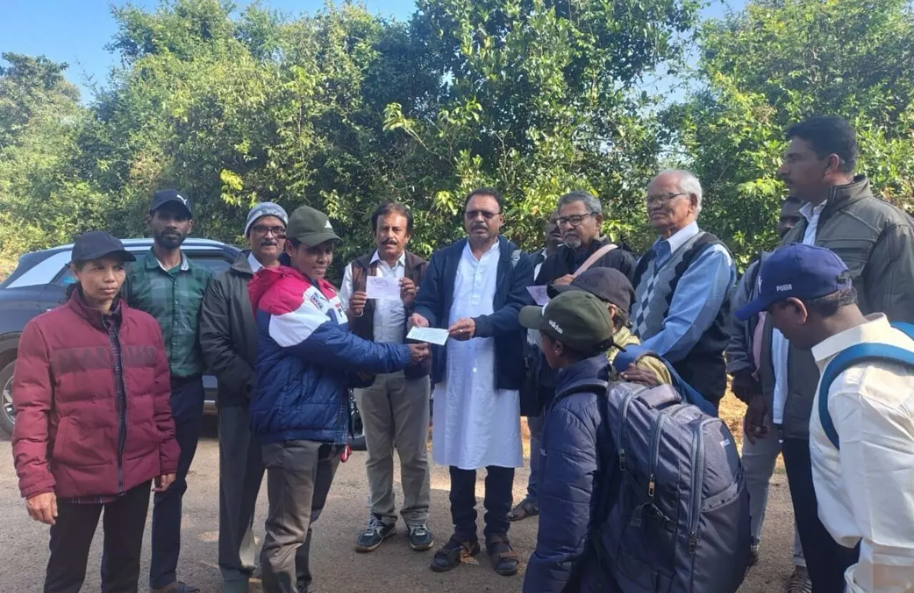 ಸಿಎಂ ಸಿದ್ದರಾಮಯ್ಯ ಸಮ್ಮುಖದಲ್ಲಿ ಬೆಂಗಳೂರಿನಲ್ಲಿ ಶರಣಾಗಲಿರುವ ನಕ್ಸಲರು ಸಿಎಂ ಸಿದ್ದರಾಮಯ್ಯ ಸಮ್ಮುಖದಲ್ಲಿ ಬೆಂಗಳೂರಿನಲ್ಲಿ ಶರಣಾಗಲಿರುವ ನಕ್ಸಲರು