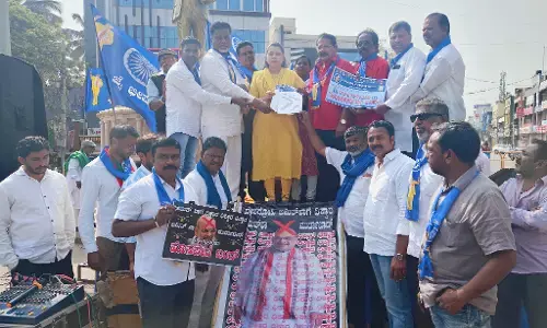 ಅಂಬೇಡ್ಕರ್ ಗೆ ಅವಮಾನ: ವಿಜಯನಗರ ಜಿಲ್ಲಾ ಬಂದ್ ಕರೆಗೆ ಮಿಶ್ರ ಪ್ರತಿಕ್ರಿಯೆ