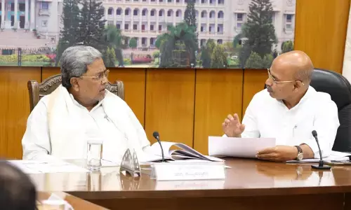 ಮಹಿಳಾ ಸ್ವಸಹಾಯ ಸಂಘಗಳ ಮೂಲಕ ʼಇಂದಿರಾ ಕ್ಯಾಂಟೀನ್ʼ ನಿರ್ವಹಣೆ : ಪ್ರಸ್ತಾವ ಸಲ್ಲಿಸಲು ಅಧಿಕಾರಿಗಳಿಗೆ ಸಿಎಂ ಸೂಚನೆ