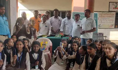 ಮುಸ್ಲಿಂ ಸಮುದಾಯದ ಶಿಕ್ಷಕಿ ಫಾತೀಮಾ ಶೇಖ್ ಕಾರ್ಯ ಅನನ್ಯ: ಮಾರುತಿ ಗಂಜಗಿರಿ