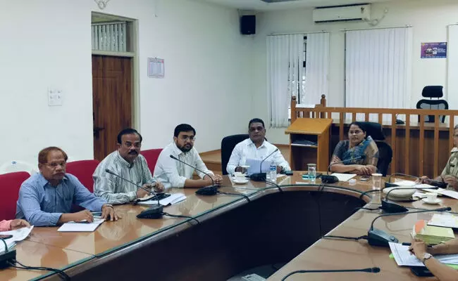 Photo of Metting Photo of Metting