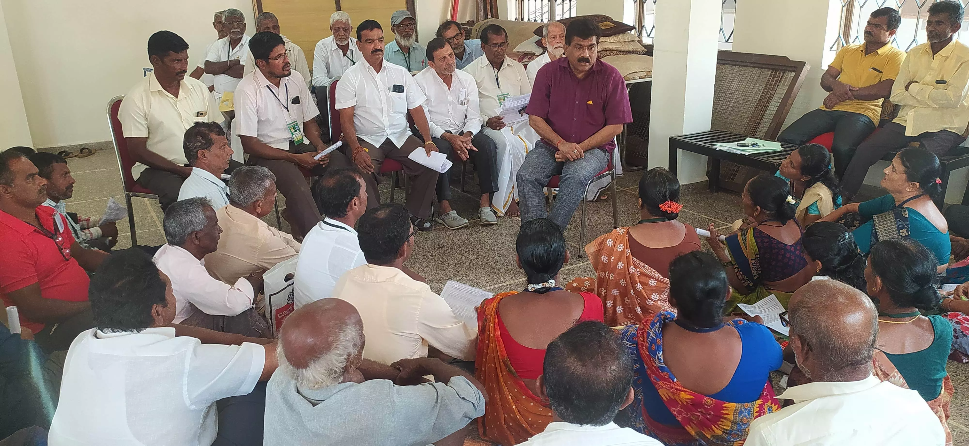 ಅರಣ್ಯ ಹಕ್ಕು ಕಾಯಿದೆಯ ಪುನರ್ ಪರಿಶೀಲನೆ ವಿರೋಧಿಸಿ ಹೋರಾಟ: ರವೀಂದ್ರ ನಾಯ್ಕ